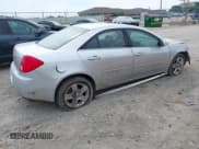 ✅ 2010 Pontiac G6 1SD • VIN: 1G2ZA5EB6A4165416 • Lot: 42736340. Listed on IAAI with 116,527 mi. Free auction sales archive from the USA and detailed vehicle history report at DreamBid. Image 4.