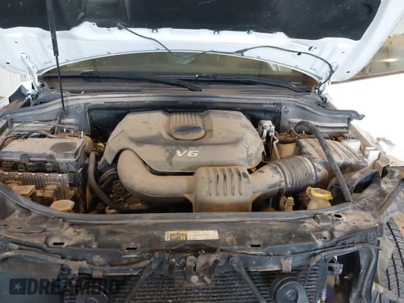 ✅ 2015 Jeep Grand Cherokee Overland • VIN: 1C4RJFCG6FC956820 • Lot: 41644453. Listed on IAAI with 149,339 mi. Free auction sales archive from the USA and detailed vehicle history report at DreamBid. Image 10.