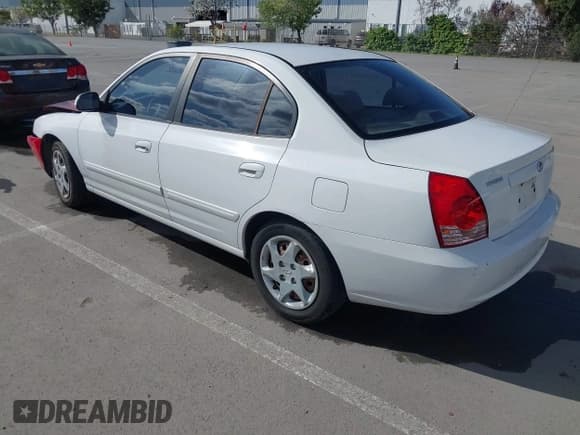 ✅ 2005 Hyundai Elantra GLS • VIN: KMHDN46DX5U197596 • Lot: 41996029. Wystawiony na IAAI z przebiegiem 128 413 mil. Bezpłatny archiwum sprzedaży aukcyjnych z USA i szczegółowy raport historii pojazdu na DreamBid. Zdjęcie 3.