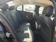 ✅ 2018 Mercedes-Benz C 300 • VIN: WDDWF4KB3JR359635 • Lot: 59393945. Wystawiony na Copart z przebiegiem 37 400 mil. Bezpłatny archiwum sprzedaży aukcyjnych z USA i szczegółowy raport historii pojazdu na DreamBid. Zdjęcie 10.