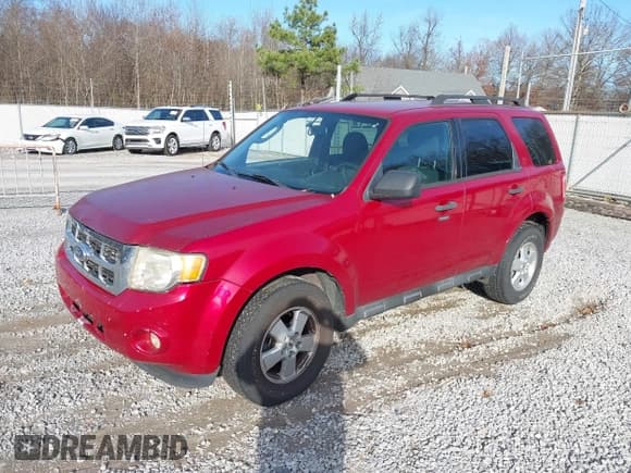 ✅ 2011 Ford Escape XLT • VIN: 1FMCU9D75BKB29447 • Лот: 43794483. Опубликован ранее на IAAI с пробегом 172 351 миль. Бесплатный доступ к архиву аукционных продаж из США и подробный отчёт об истории автомобиля на DreamBid. Изображение 2.
