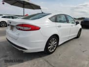 ✅ 2017 Ford Fusion SE • VIN: 3FA6P0HD6HR269716 • Лот: 82628535. Опубликован ранее на Copart с пробегом 130 746 миль. Бесплатный доступ к архиву аукционных продаж из США и подробный отчёт об истории автомобиля на DreamBid. Изображение 3.