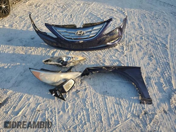 ✅ 2013 Hyundai Sonata SE • VIN: 5NPEC4AC2DH736959 • Lot: 72374184. Listed on Copart with 224,474 mi. Free auction sales archive from the USA and detailed vehicle history report at DreamBid. Image 12.