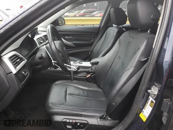 ✅ 2013 BMW 3 Series 328i • VIN: WBA3A5G54DNP23798 • Lot: 56395835. Listed on Copart with 138,593 mi. Free auction sales archive from the USA and detailed vehicle history report at DreamBid. Image 7.