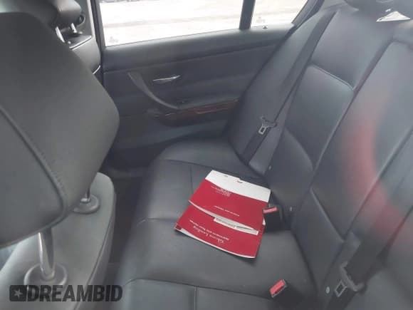 ✅ 2007 BMW 3 Series 328xi • VIN: WBAVC93527KX53775 • Лот: 42124420. Опубликован ранее на IAAI с пробегом Не указан. Бесплатный доступ к архиву аукционных продаж из США и подробный отчёт об истории автомобиля на DreamBid. Изображение 8.