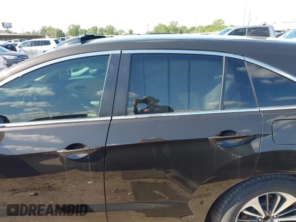 ✅ 2018 Acura RDX Advance • VIN: 5J8TB3H74JL006377 • Lot: 41973297. Listed on IAAI with 81,006 mi. Free auction sales archive from the USA and detailed vehicle history report at DreamBid. Image 14.