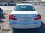 ✅ 2013 Hyundai Genesis 3.8L • VIN: KMHGC4DD9DU209225 • Lot: 43516035. Listed on IAAI with 134,594 mi. Free auction sales archive from the USA and detailed vehicle history report at DreamBid. Image 16.