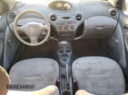 ✅ 2003 Toyota ECHO • VIN: JTDBT123430273590 • Lot: 87404715. Wystawiony na Copart z przebiegiem 181 945 mil. Bezpłatny archiwum sprzedaży aukcyjnych z USA i szczegółowy raport historii pojazdu na DreamBid. Zdjęcie 8.