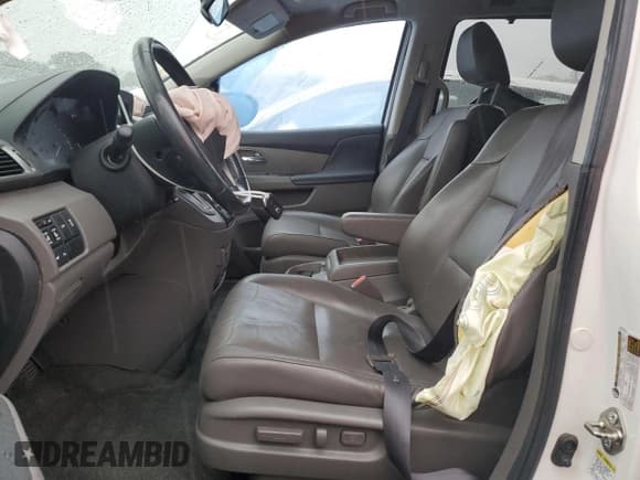 ✅ 2016 Honda Odyssey Touring Elite • VIN: 5FNRL5H9XGB067232 • Лот: 85003065. Опубликован ранее на Copart с пробегом 146 574 миль. Бесплатный доступ к архиву аукционных продаж из США и подробный отчёт об истории автомобиля на DreamBid. Изображение 7.