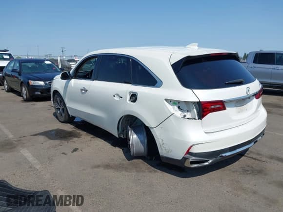 ✅ 2018 Acura MDX • VIN: 5J8YD3H32JL006388 • Лот: 42441975. Опубликован ранее на IAAI с пробегом 47 070 миль. Бесплатный доступ к архиву аукционных продаж из США и подробный отчёт об истории автомобиля на DreamBid. Изображение 3.