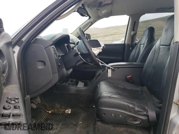 ✅ 2003 Dodge Dakota SLT • VIN: 1D7HG48NX3S261527 • Lot: 52986385. Wystawiony na Copart z przebiegiem 163 807 mil. Bezpłatny archiwum sprzedaży aukcyjnych z USA i szczegółowy raport historii pojazdu na DreamBid. Zdjęcie 7.