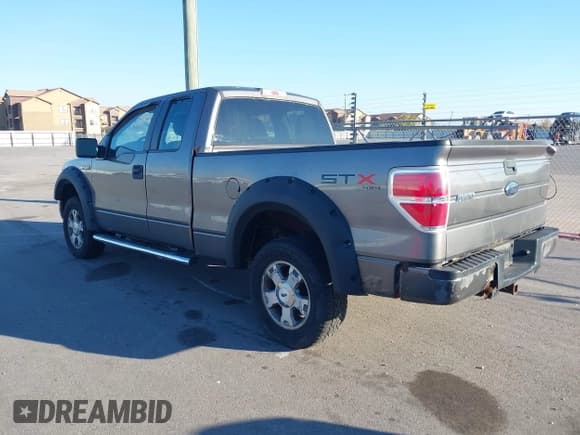 ✅ 2010 Ford F-150 XL • VIN: 1FTEX1EW7AFD37574 • Лот: 43583948. Опубликован ранее на IAAI с пробегом 134 682 миль. Бесплатный доступ к архиву аукционных продаж из США и подробный отчёт об истории автомобиля на DreamBid. Изображение 3.