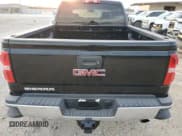 ✅ 2018 GMC Sierra 2500HD • VIN: 1GT12REG8JF167083 • Lot: 42046755. Wystawiony na Copart z przebiegiem 204 046 mil. Bezpłatny archiwum sprzedaży aukcyjnych z USA i szczegółowy raport historii pojazdu na DreamBid. Zdjęcie 10.
