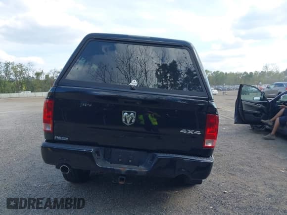 ✅ 2012 Ram 1500 Sport • VIN: 1C6RD7MT7CS177167 • Lot: 43147540. Wystawiony na IAAI z przebiegiem 84 222 mil. Bezpłatny archiwum sprzedaży aukcyjnych z USA i szczegółowy raport historii pojazdu na DreamBid. Zdjęcie 17.