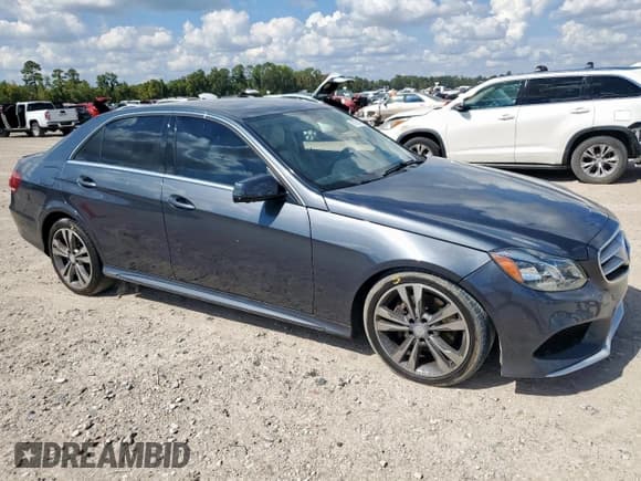 ✅ 2016 Mercedes-Benz E 350 Sport • VIN: WDDHF5KB9GB252024 • Lot: 85761475. Wystawiony na Copart z przebiegiem 68 837 mil. Bezpłatny archiwum sprzedaży aukcyjnych z USA i szczegółowy raport historii pojazdu na DreamBid. Zdjęcie 4.