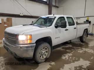 2013 Chevrolet Silverado 3500HD Work Truck с VIN 1GC4KZCG1DF112074, выставлен на аукционе Copart как лот 83610144 с пробегом 155 101 миль миль и Чистый • Clean title. История ставок и продаж доступна на DreamBid. Изображение 1.
