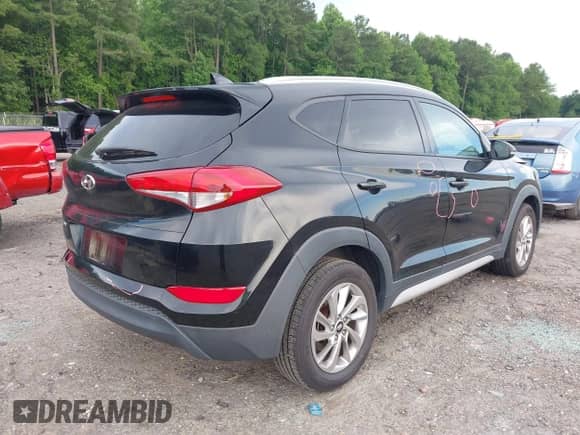 2018 Hyundai Tucson SEL z VIN KM8J33A43JU675099, wystawiony jako IAAI lot #42525066 z przebiegiem 130 289 mil mil oraz . Historia ofert i sprzedaży dostępna na DreamBid. Obrazek 4.