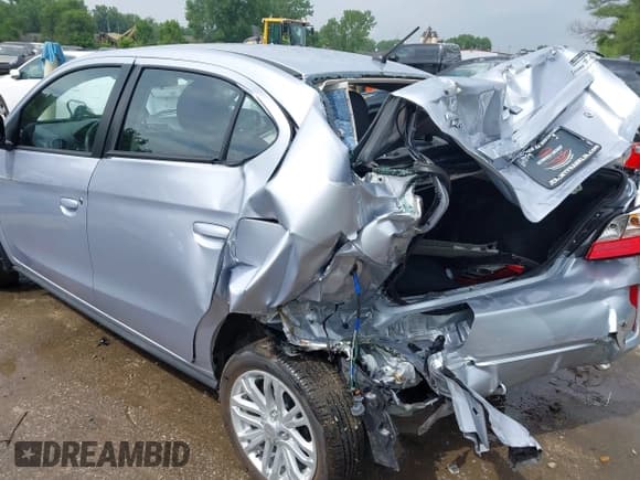 ✅ 2024 Mitsubishi Mirage ES • VIN: ML32FUFJ1RHF14393 • Лот: 42436216. Опубликован ранее на IAAI с пробегом 2 191 миль. Бесплатный доступ к архиву аукционных продаж из США и подробный отчёт об истории автомобиля на DreamBid. Изображение 18.