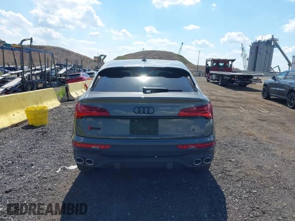 ✅ 2023 Audi SQ5 Sportback Premium Plus • VIN: WA124AFY2P2176363 • Lot: 42664891. Listed on IAAI with 12,918 mi. Free auction sales archive from the USA and detailed vehicle history report at DreamBid. Image 16.