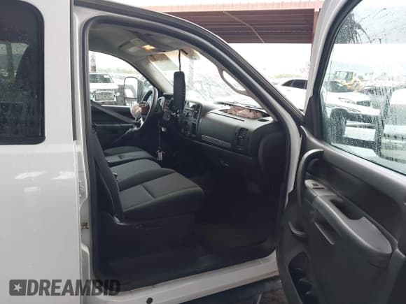 ✅ 2013 Chevrolet Silverado 2500HD LT • VIN: 1GC1KXCG3DF155614 • Лот: 43762478. Опубликован ранее на IAAI с пробегом 100 627 миль. Бесплатный доступ к архиву аукционных продаж из США и подробный отчёт об истории автомобиля на DreamBid. Изображение 5.