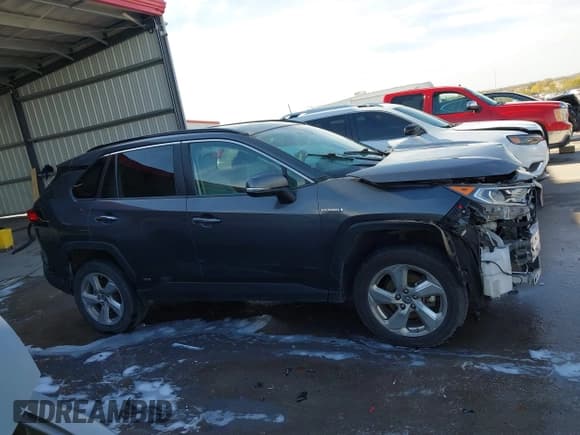✅ 2019 Toyota RAV4 Hybrid Limited • VIN: 2T3DWRFV3KW024511 • Lot: 43544255. Listed on IAAI with 192,304 mi. Free auction sales archive from the USA and detailed vehicle history report at DreamBid. Image 14.