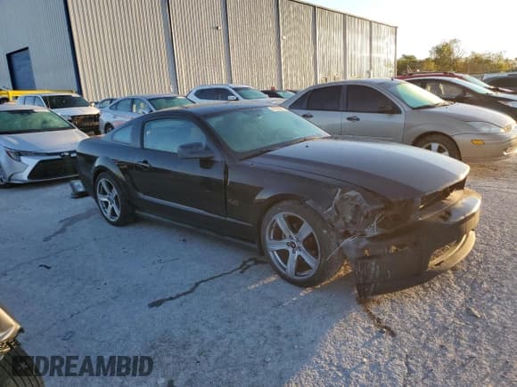 ✅ 2009 Ford Mustang • VIN: 1ZVHT80NX95101774 • Lot: 85192005. Listed on Copart with 95,300 mi. Free auction sales archive from the USA and detailed vehicle history report at DreamBid. Image 4.