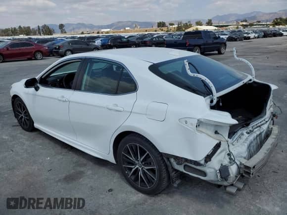 2022 Toyota Camry Hybrid SE с VIN 4T1S31AK3NU582189, выставлен на аукционе Copart как лот 80406405 с пробегом 155 850 миль миль и Списание • Salvage title. История ставок и продаж доступна на DreamBid. Изображение 2.