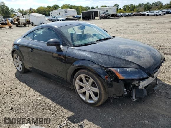 ✅ 2008 Audi TT 2.0T • VIN: TRUAF38J181010257 • Lot: 80856995. Wystawiony na Copart z przebiegiem 177 259 mil. Bezpłatny archiwum sprzedaży aukcyjnych z USA i szczegółowy raport historii pojazdu na DreamBid. Zdjęcie 4.