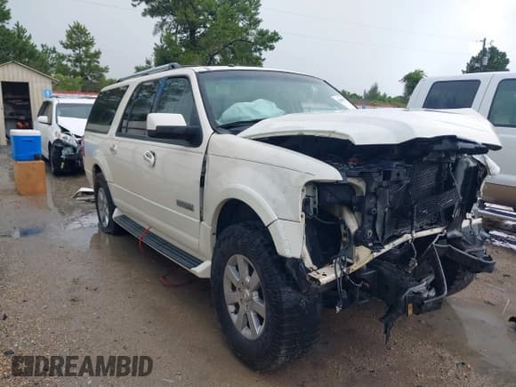 ✅ 2008 Ford Expedition Max Limited • VIN: 1FMFK19558LA12319 • Lot: 42688322. Wystawiony na IAAI z przebiegiem Nie podano. Bezpłatny archiwum sprzedaży aukcyjnych z USA i szczegółowy raport historii pojazdu na DreamBid. Zdjęcie 1.