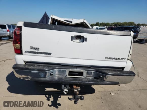 ✅ 2004 Chevrolet Silverado 2500HD LT • VIN: 1GCHC23194F122448 • Lot: 86690725. Listed on Copart with Not provided. Free auction sales archive from the USA and detailed vehicle history report at DreamBid. Image 6.