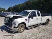 ✅ 2010 Ford F-250 • VIN: 1FTSX2AR6AEB04459 • Lot: 81517675. Listed on Copart with 375,988 mi. Free auction sales archive from the USA and detailed vehicle history report at DreamBid. Image 1.