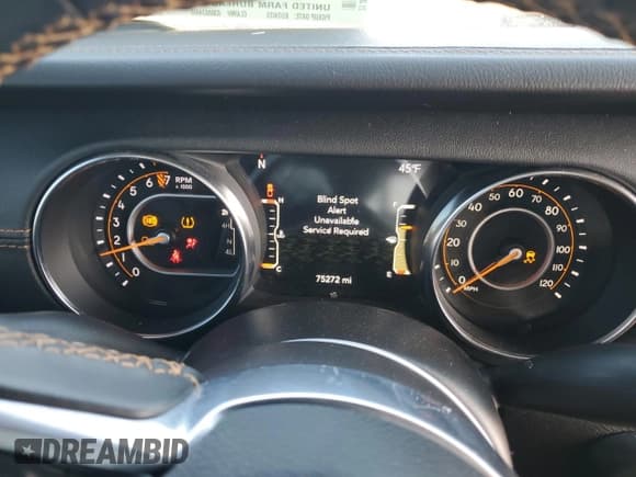 ✅ 2021 Jeep Gladiator High Altitude • VIN: 1C6HJTFG4ML621484 • Лот: 46642035. Опубликован ранее на Copart с пробегом 75 272 миль. Бесплатный доступ к архиву аукционных продаж из США и подробный отчёт об истории автомобиля на DreamBid. Изображение 9.