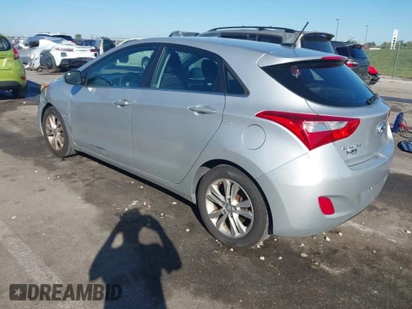 ✅ 2014 Hyundai Elantra • VIN: KMHD35LH8EU189953 • Lot: 43415981. Listed on IAAI with 145,878 mi. Free auction sales archive from the USA and detailed vehicle history report at DreamBid. Image 3.