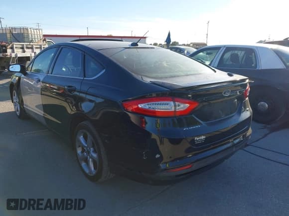 ✅ 2016 Ford Fusion SE • VIN: 3FA6P0H74GR142245 • Lot: 43928267. Wystawiony na IAAI z przebiegiem 209 330 mil. Bezpłatny archiwum sprzedaży aukcyjnych z USA i szczegółowy raport historii pojazdu na DreamBid. Zdjęcie 3.