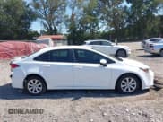 ✅ 2024 Toyota Corolla LE • VIN: 5YFB4MDE9RP132509 • Lot: 43193754. Wystawiony na IAAI z przebiegiem 36 431 mil. Bezpłatny archiwum sprzedaży aukcyjnych z USA i szczegółowy raport historii pojazdu na DreamBid. Zdjęcie 13.