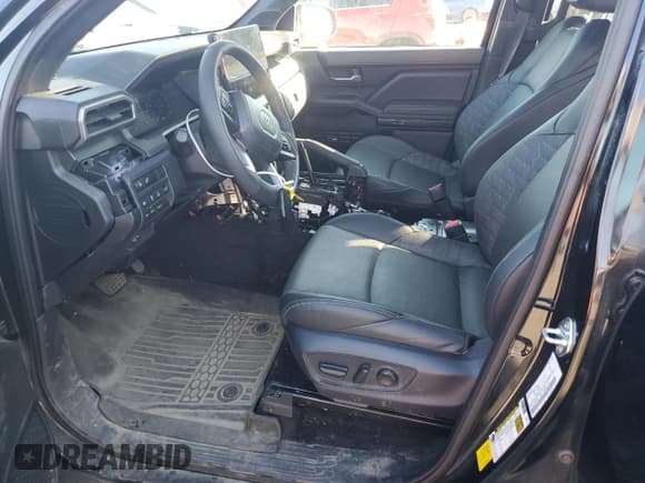 ✅ 2024 Toyota Tacoma TRD Sport • VIN: 3TMLB5JN1RM050592 • Лот: 85353605. Опубликован ранее на Copart с пробегом 12 768 миль. Бесплатный доступ к архиву аукционных продаж из США и подробный отчёт об истории автомобиля на DreamBid. Изображение 7.