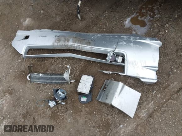 ✅ 2008 Cadillac SRX AWD • VIN: 1GYEE437780197973 • Lot: 42749262. Wystawiony na IAAI z przebiegiem Nie podano. Bezpłatny archiwum sprzedaży aukcyjnych z USA i szczegółowy raport historii pojazdu na DreamBid. Zdjęcie 12.