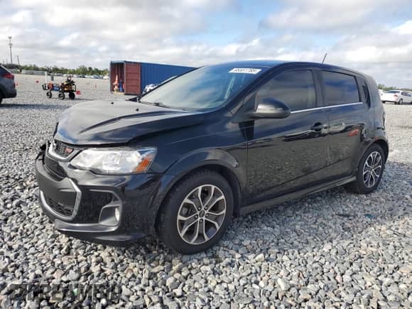 2020 Chevrolet Sonic LT с VIN 1G1JD6SB1L4107901, выставлен на аукционе Copart как лот 85551785 с пробегом 79 796 миль миль и Списание • Salvage title. История ставок и продаж доступна на DreamBid. Изображение 1.