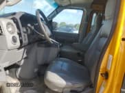 ✅ 2012 Ford Econoline Cargo Recreational • VIN: 1FTNE2EL1CDA34953 • Lot: 43327455. Wystawiony na Copart z przebiegiem 222 286 mil. Bezpłatny archiwum sprzedaży aukcyjnych z USA i szczegółowy raport historii pojazdu na DreamBid. Zdjęcie 7.