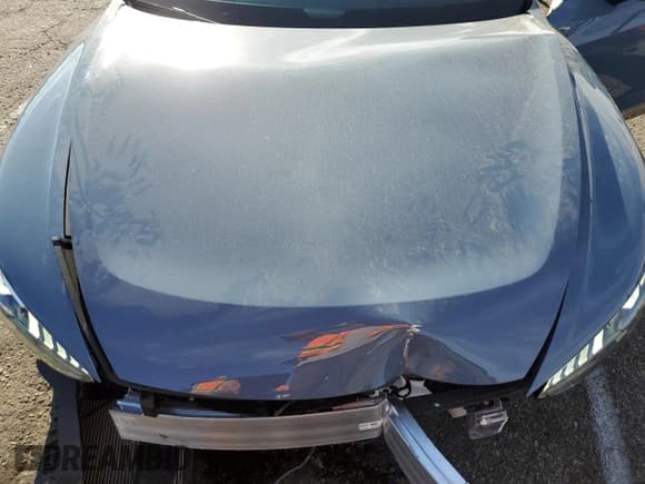 ✅ 2024 Audi e-tron GT Premium Plus • VIN: WAUFJBFW7R7004689 • Lot: 75769664. Wystawiony na Copart z przebiegiem 1 018 mil. Bezpłatny archiwum sprzedaży aukcyjnych z USA i szczegółowy raport historii pojazdu na DreamBid. Zdjęcie 11.