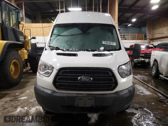 ✅ 2018 Ford Transit • VIN: 1FTBW3XMXJKA11644 • Lot: 43737365. Wystawiony na Copart z przebiegiem 114 007 mil. Bezpłatny archiwum sprzedaży aukcyjnych z USA i szczegółowy raport historii pojazdu na DreamBid. Zdjęcie 5.