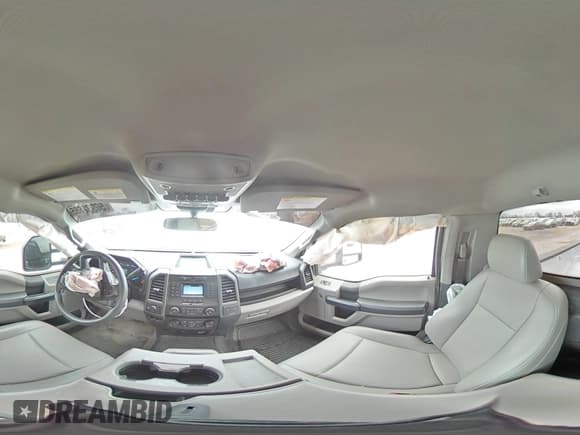 ✅ 2022 Ford F-250 XL • VIN: 1FDBF2B69NEC19646 • Lot: 50932655. Wystawiony na Copart z przebiegiem 89 859 mil. Bezpłatny archiwum sprzedaży aukcyjnych z USA i szczegółowy raport historii pojazdu na DreamBid. Zdjęcie 12.