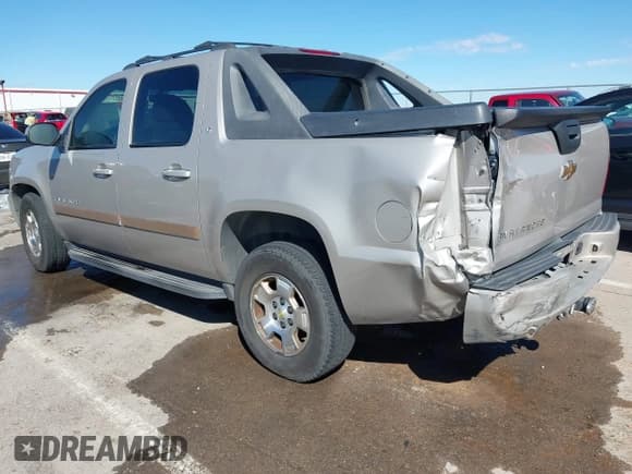 ✅ 2007 Chevrolet Avalanche LS • VIN: 3GNEC12067G108202 • Lot: 43291931. Listed on IAAI with Not provided. Free auction sales archive from the USA and detailed vehicle history report at DreamBid. Image 3.