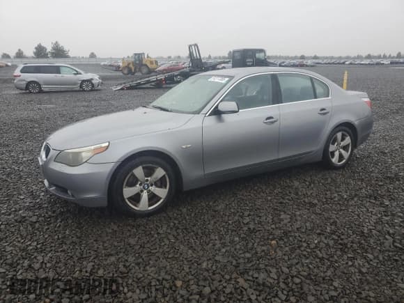 ✅ 2007 BMW 5 Series 530xi • VIN: WBANF73507CU27785 • Лот: 91277385. Опубликован ранее на Copart с пробегом Не указан. Бесплатный доступ к архиву аукционных продаж из США и подробный отчёт об истории автомобиля на DreamBid. Изображение 1.