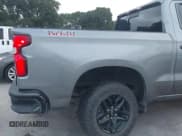 ✅ 2019 Chevrolet Silverado 1500 LT Trail Boss • VIN: 3GCPYFED8KG241132 • Лот: 42441860. Опубликован ранее на IAAI с пробегом 107 023 миль. Бесплатный доступ к архиву аукционных продаж из США и подробный отчёт об истории автомобиля на DreamBid. Изображение 19.