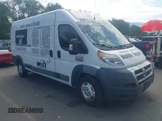 ✅ 2016 Ram ProMaster Cargo • VIN: 3C6TRVDD9GE105867 • Lot: 42637552. Wystawiony na IAAI z przebiegiem 255 779 mil. Bezpłatny archiwum sprzedaży aukcyjnych z USA i szczegółowy raport historii pojazdu na DreamBid. Zdjęcie 1.