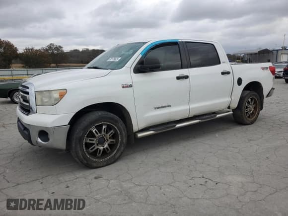 ✅ 2013 Toyota Tundra • VIN: 5TFDW5F17DX290067 • Lot: 92176625. Listed on Copart with 201,454 mi. Free auction sales archive from the USA and detailed vehicle history report at DreamBid. Image 1.