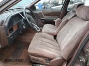 ✅ 1989 Ford Taurus • VIN: 1FABP53U9KG101599 • Lot: 82045304. Wystawiony na Copart z przebiegiem Nie podano. Bezpłatny archiwum sprzedaży aukcyjnych z USA i szczegółowy raport historii pojazdu na DreamBid. Zdjęcie 7.