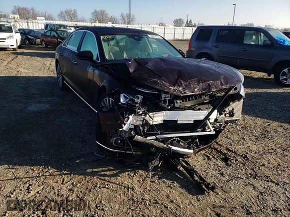 ✅ 2019 Audi A8 • VIN: WAU8DAF81KN015846 • Lot: 39008333. Wystawiony na Copart z przebiegiem 13 245 mil. Bezpłatny archiwum sprzedaży aukcyjnych z USA i szczegółowy raport historii pojazdu na DreamBid. Zdjęcie 10.