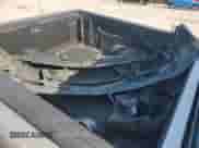 2013 Chevrolet Silverado 1500 LT z VIN 3GCPKSE75DG276055, wystawiony jako Copart lot #80181455 z przebiegiem 127 961 mil mil oraz Szkoda całkowita • Salvage title. Historia ofert i sprzedaży dostępna na DreamBid. Obrazek 12.